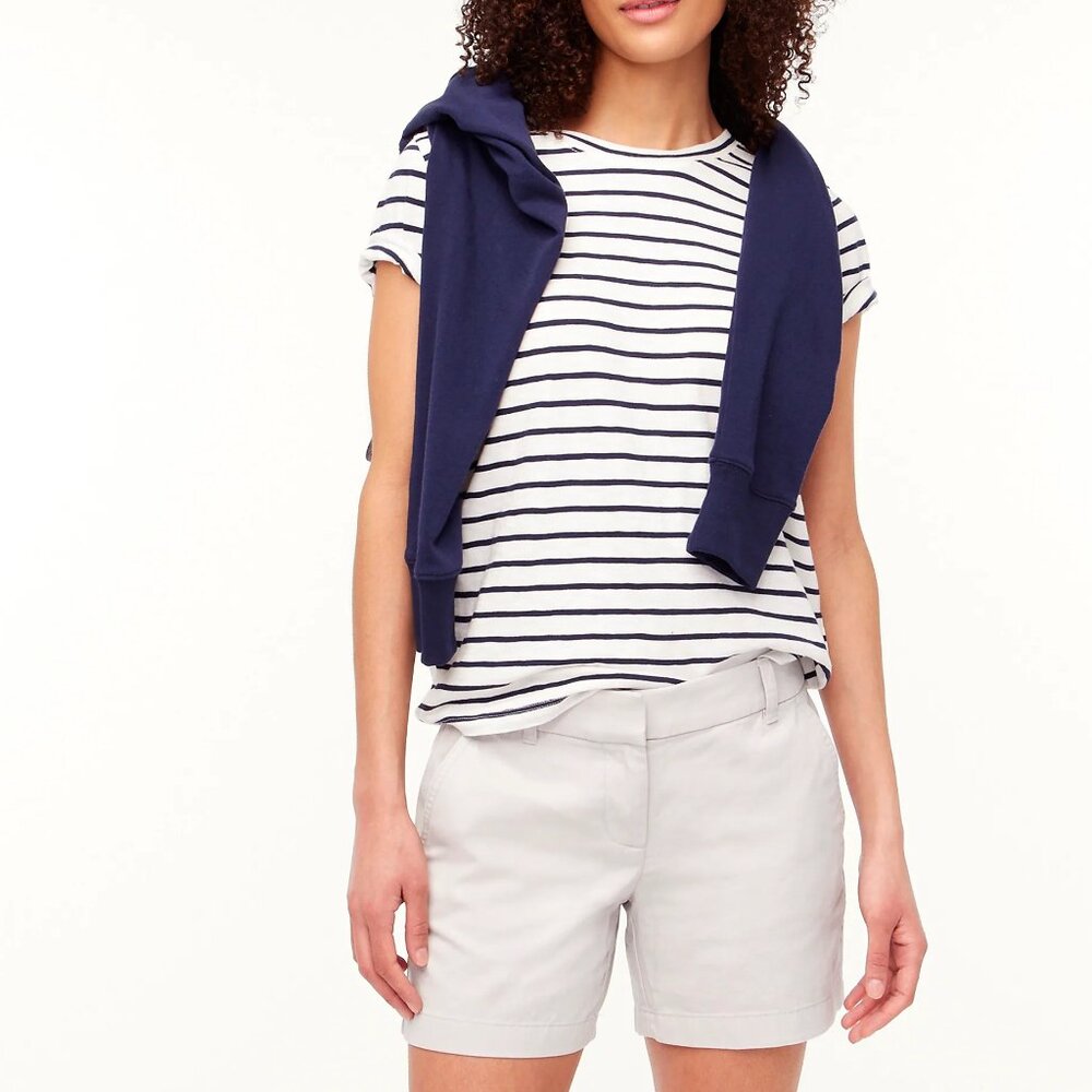 J. Crew Oyster Grey 5" Classic Chino Short/NWT/Size 14 - Picture 4 of 12